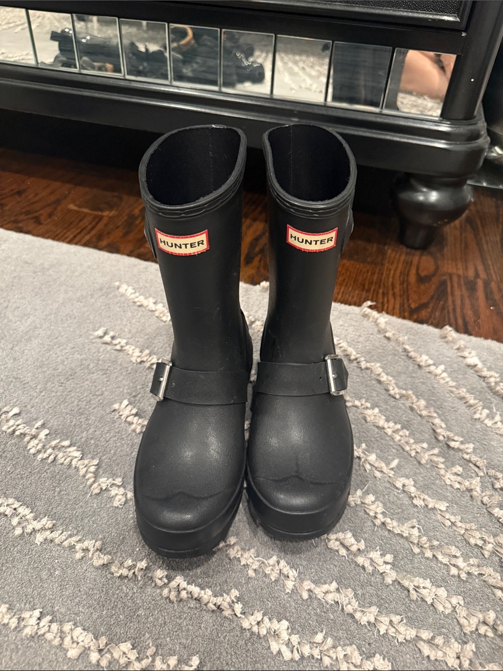 Hunter Kids Black Rubber Mid-Calf Rain Boots with Side Buckle. Worn about 5X